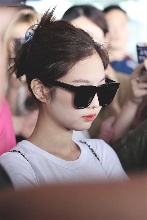 jennie kim sunglasses